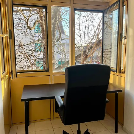 Cozy & 75 Tv Near Mercedes Museum, Stadium Stuttgart