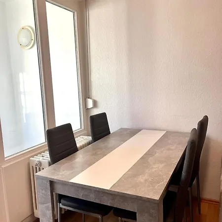 Cozy & 75 Tv Near Mercedes Museum, Stadium Appartamento Stoccarda