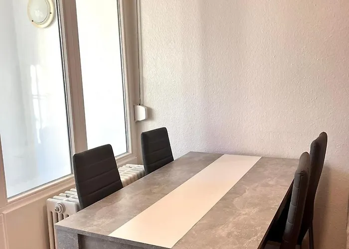 Cozy & 75 Tv Near Mercedes Museum, Stadium Διαμέρισμα Στουτγκάρδη