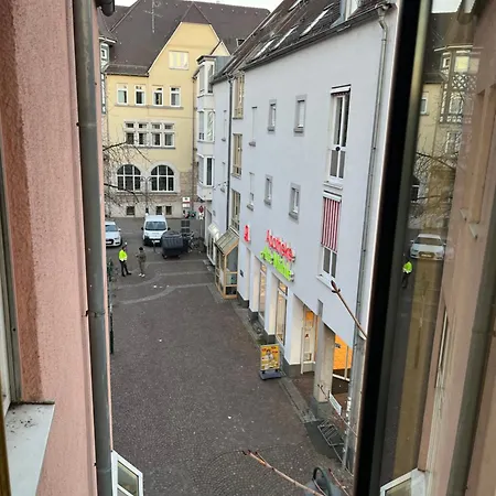 Cozy & 75 Tv Near Mercedes Museum, Stadium Appartement Stuttgart